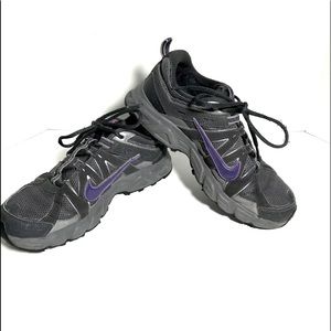 Nike women’s Air Alvor Trail running shoe